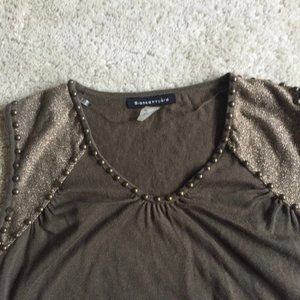 sleeveless Bianca Nygard dressy t-shirt